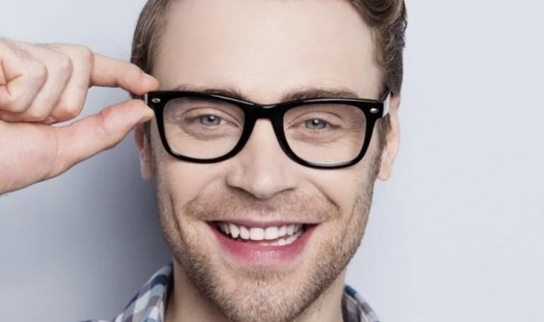 Wholesale Frames, Cases & Accessories in the UK